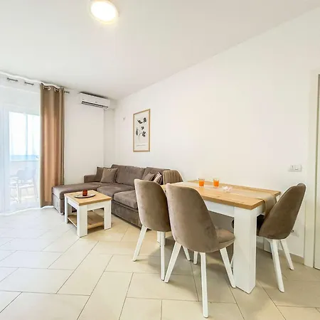 Oceanfront * Durrës