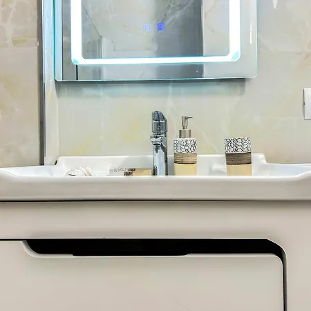 Apartment Oceanfront Durres