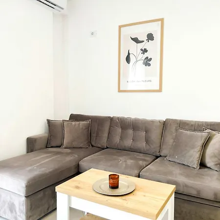 Oceanfront Apartment Durres