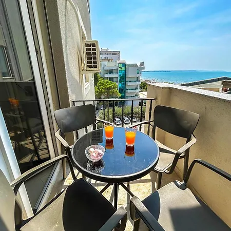 Apartment Oceanfront