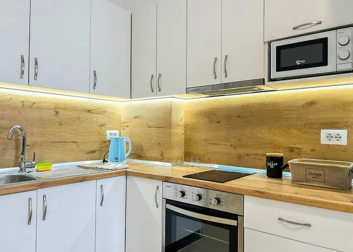 Oceanfront Apartmán *